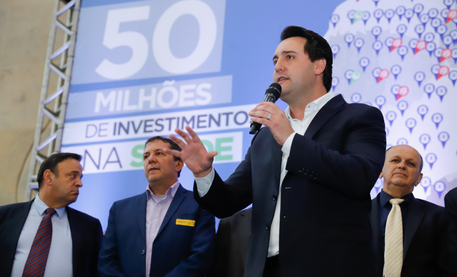 O governador Carlos Massa Ratinho Junior anuncia nesta segunda-feira (21) a liberação de R$ 50 milhões para ações da área da saúde. Curitiba, 21/10/2019