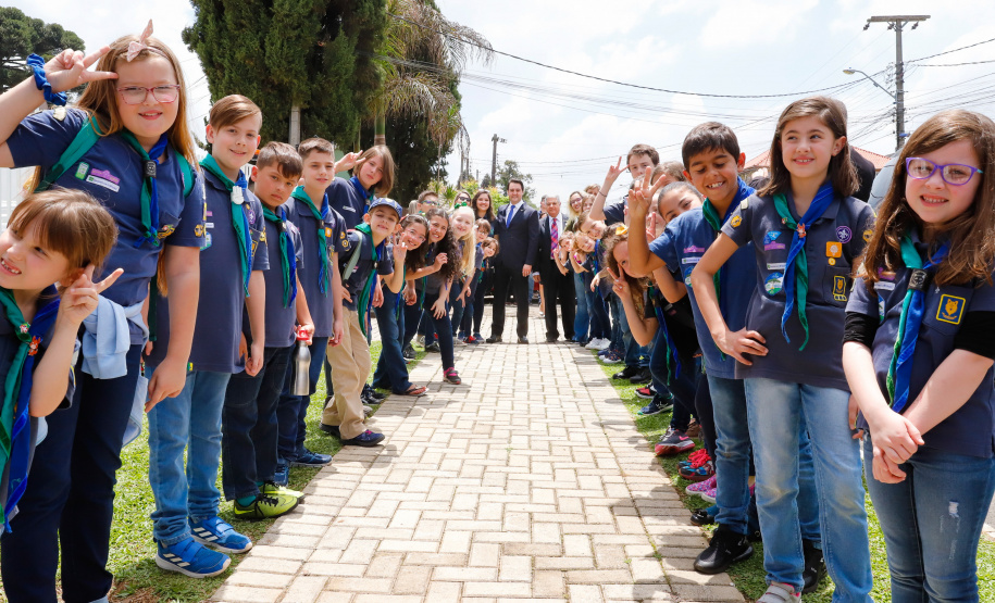 Foi inaugurada nesta terça-feira (22) a sede do Instituto Princesa Benedikte em Curitiba, primeiro projeto social dinamarquês no Brasil, que vai abrigar crianças que foram retiradas da guarda dos pais, vítimas de abandono ou violência. O governador Carlos Massa Ratinho Junior participou evento, que contou com a presença da princesa Benedikte da Dinamarca, patrona da entidade.