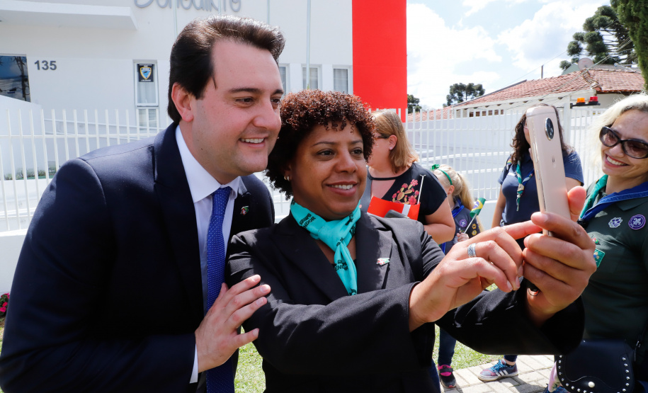 Foi inaugurada nesta terça-feira (22) a sede do Instituto Princesa Benedikte em Curitiba, primeiro projeto social dinamarquês no Brasil, que vai abrigar crianças que foram retiradas da guarda dos pais, vítimas de abandono ou violência. O governador Carlos Massa Ratinho Junior participou evento, que contou com a presença da princesa Benedikte da Dinamarca, patrona da entidade.