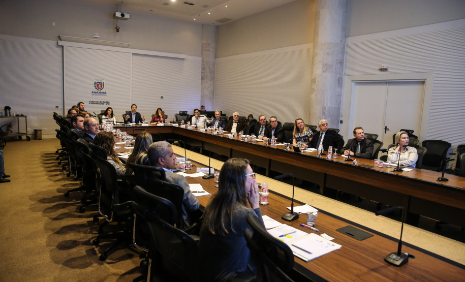 Reunião no Palácio Iguaçu.  22/10/2019  -  Foto: Geraldo Bubniak/AEN