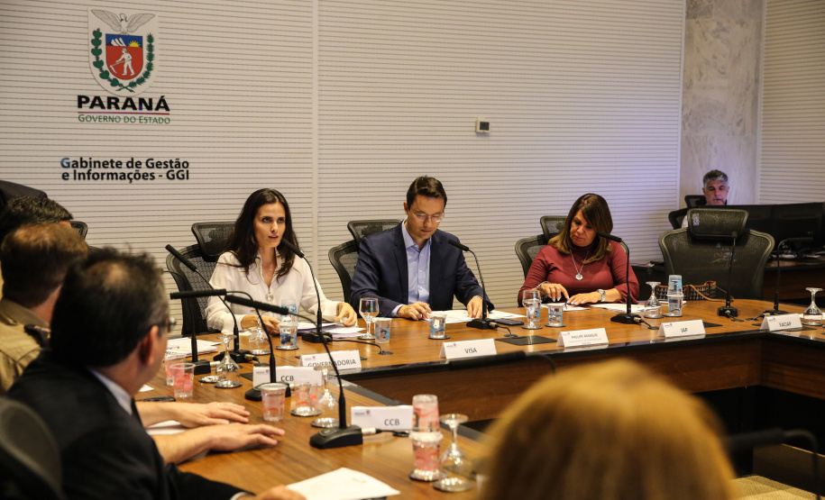 Reunião no Palácio Iguaçu.  22/10/2019  -  Foto: Geraldo Bubniak/AEN