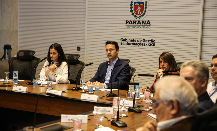 Reunião no Palácio Iguaçu.  22/10/2019  -  Foto: Geraldo Bubniak/AEN