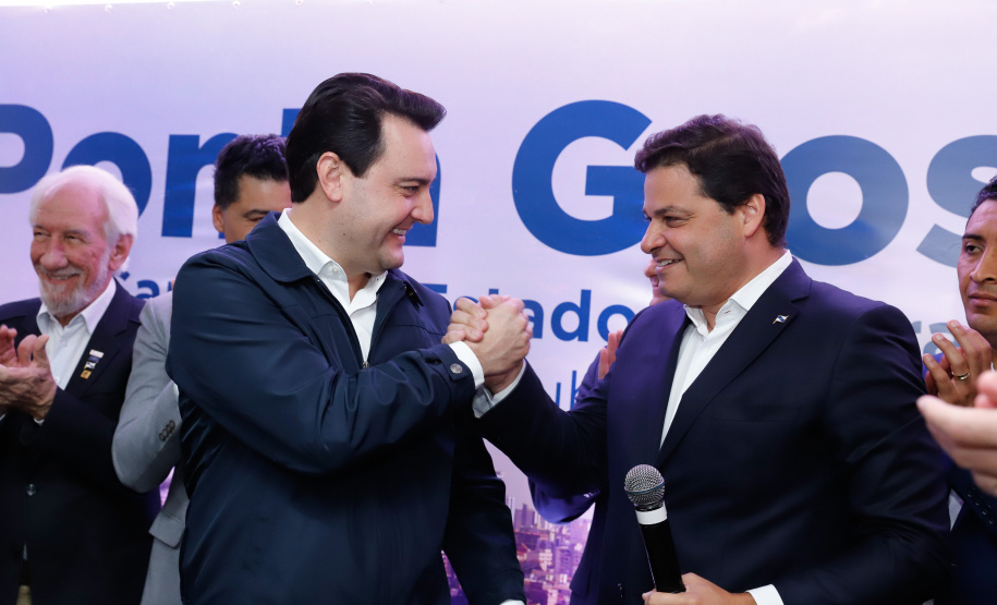 Um ato na prefeitura de Ponta Grossa, nos Campos Gerais, marcou a instalação da sede do Governo do Estado na cidade na manhã desta quarta-feira (23). Por dois dias, na quarta e quinta-feira (24), toda a equipe da administração pública estadual despachará do Centro de Eventos de Ponta Grossa.