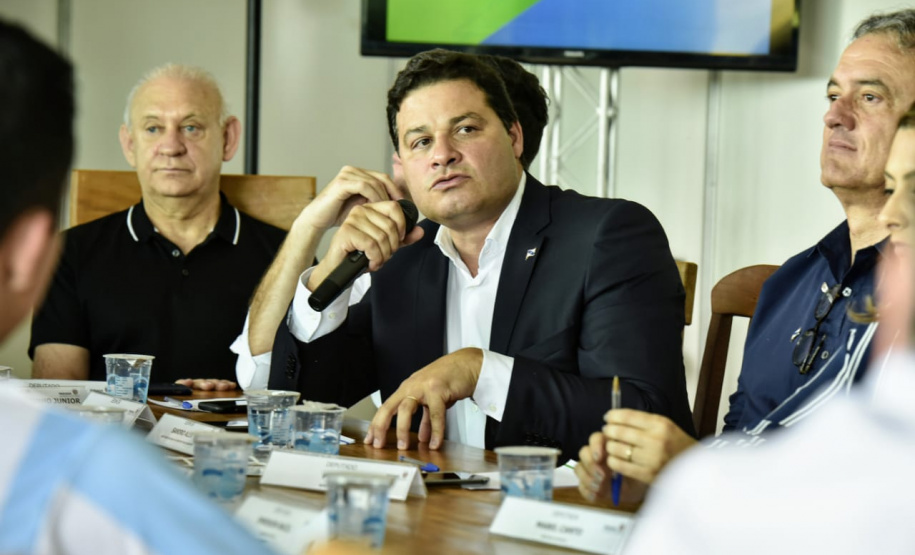 A empresa pública Portos do Paraná vai aproveitar a participação na Feira Paraná, em Ponta Grossa, para impulsionar novos negócios. A cidade dos Campos Gerais é a segunda principal origem de cargas que embarcam em Paranaguá para o Mundo e onde o setor produtivo, paranaense e de outros estados, está reunido até domingo (27). Foto: Claudio Neves/Portos do Paraná