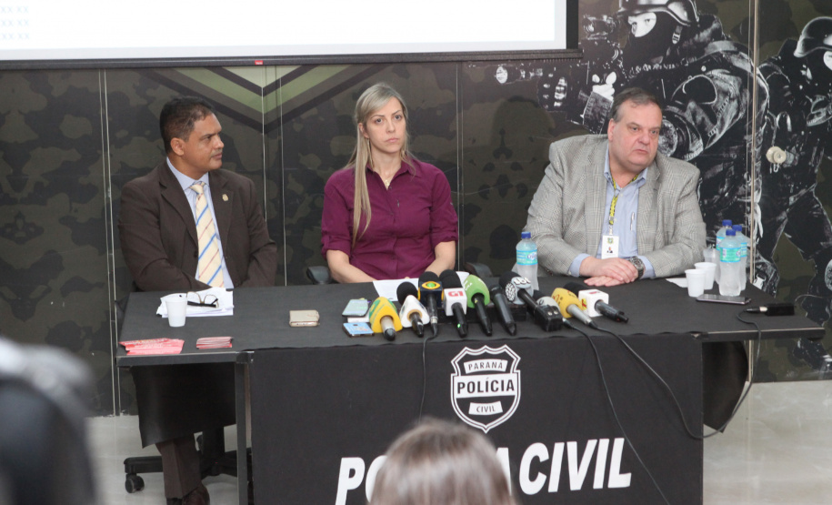 A Polícia Civil do Paraná (PCPR) interrogou Carlos Eduardo dos Santos, 52 anos, na noite de terça-feira (22), em Curitiba