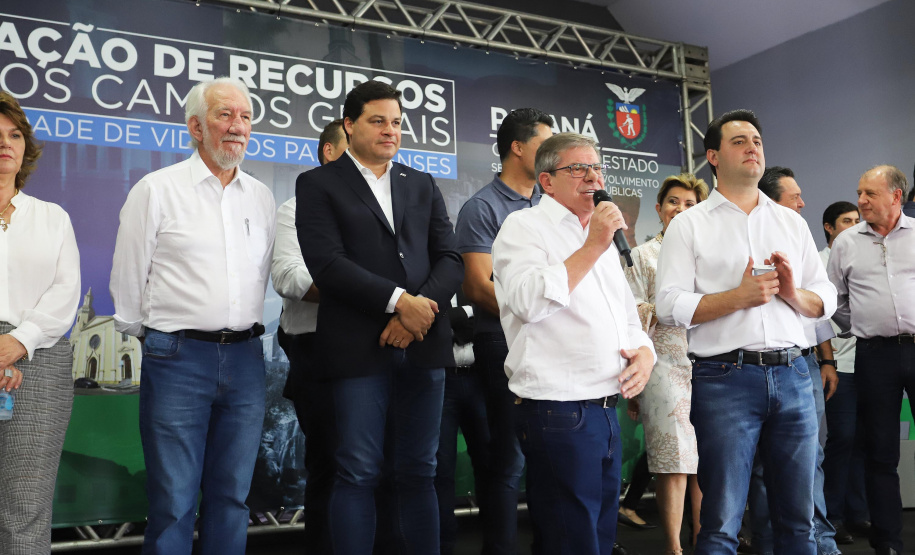 Nesta quinta-feira (24), dentro das atividades da transferência da sede do Governo do Estado para Ponta Grossa, o governador Carlos Massa Ratinho Junior anunciou as primeiras cidades que receberão condomínios para idosos.Foto: Arnaldo Alves / AEN.