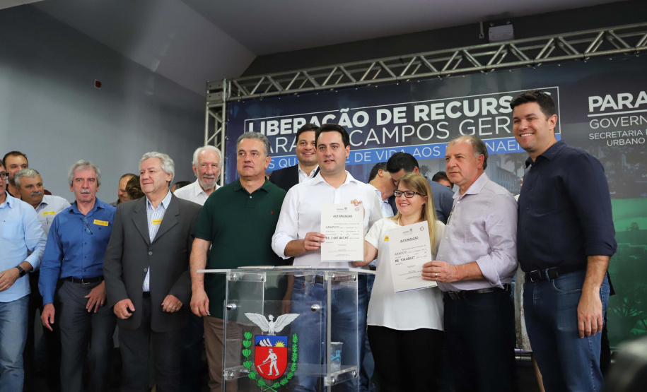 Nesta quinta-feira (24), dentro das atividades da transferência da sede do Governo do Estado para Ponta Grossa, o governador Carlos Massa Ratinho Junior anunciou as primeiras cidades que receberão condomínios para idosos