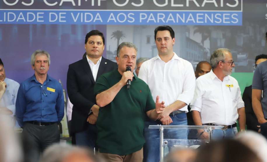Nesta quinta-feira (24), dentro das atividades da transferência da sede do Governo do Estado para Ponta Grossa, o governador Carlos Massa Ratinho Junior anunciou as primeiras cidades que receberão condomínios para idosos