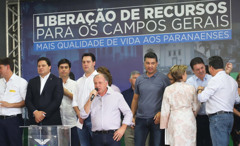 Nesta quinta-feira (24), dentro das atividades da transferência da sede do Governo do Estado para Ponta Grossa, o governador Carlos Massa Ratinho Junior anunciou as primeiras cidades que receberão condomínios para idosos