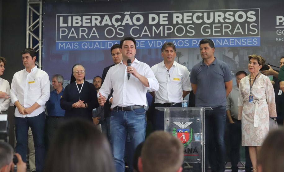 Nesta quinta-feira (24), dentro das atividades da transferência da sede do Governo do Estado para Ponta Grossa, o governador Carlos Massa Ratinho Junior anunciou as primeiras cidades que receberão condomínios para idosos