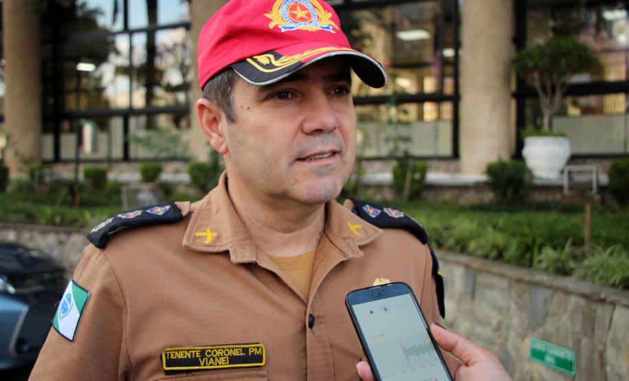 24-10-2019 4º Seminário do BPRv. O Batalhão de Polícia Rodoviária (BPRv) promoveu nessa quinta-feira (24), em Curitiba, o IV Seminário do BPRv. Os 56 comandantes dos postos rodoviários de todo o Estado participaram das atividades no auditório do Departamento de Estradas e Rodagens (DER). As palestras tiveram temas diferenciados para abordar as ações desenvolvidas pelos policiais nas rodovias.Na foto, Ten Cel QOPM Olavo Vianei Francischett Nunes, Comandante do BPRv.