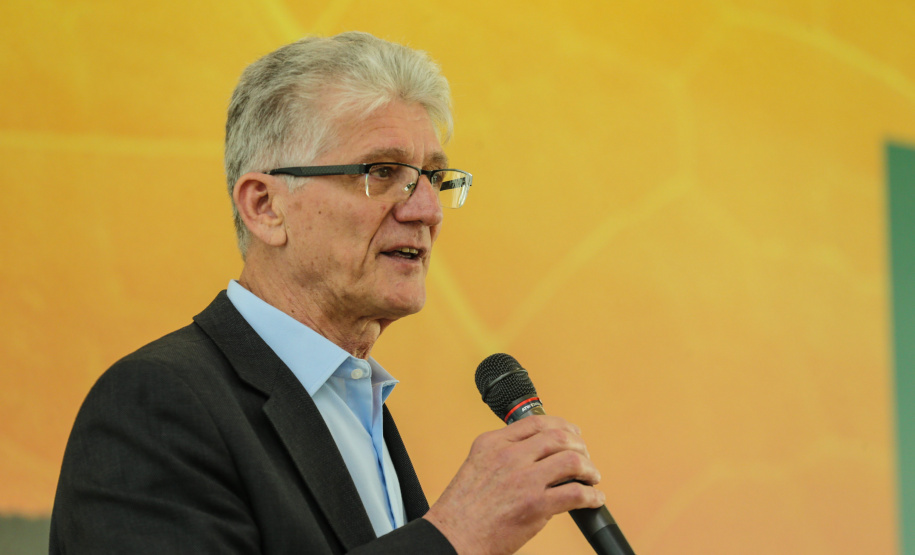 O governador Carlos Massa Ratinho Junior e a presidente do IBGE (Instituto Brasileiro de Geografia e Estatística), Susana Cordeiro Guerra, divulgam nesta sexta-feira (25), no Palácio Iguaçu, os números do Censo Agropecuário 2017. Na foto o secretário da Agricultura e do Abastecimento do Paraná, Norberto Ortigara. Curitiba, 25/10/2019 - Foto: Geraldo Bubniak/AEN