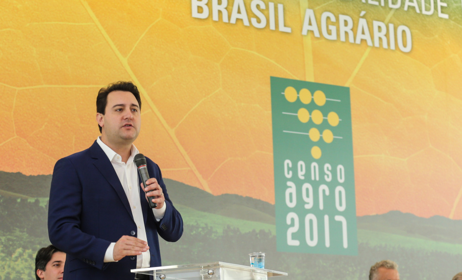 O governador Carlos Massa Ratinho Junior e a presidente do IBGE (Instituto Brasileiro de Geografia e Estatística), Susana Cordeiro Guerra, divulgam nesta sexta-feira (25), no Palácio Iguaçu, os números do Censo Agropecuário 2017. Curitiba, 25/10/2019 - Foto: Geraldo Bubniak/AEN