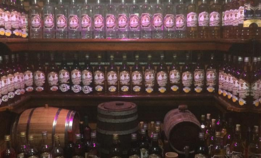 Um dos passeios mais alternativos do Paraná é o roteiro Caminhos do Guajuvira, em Araucária, na Região Metropolitana de Curitiba, onde os prédios dão espaço para a história e a vida no campo. O roteiro completo recebeu mais de 10 mil turistas desde a sua abertura, em 2004, e faz parte do planejamento turístico do Estado de explorar também os potenciais pouco conhecidos da Grande Curitiba. Foto: Eusébio Scherreir.