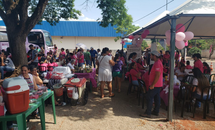 Paraná Rosa já realizou e agendou mais de 7 mil exames que previnem doenças na mulher. Foto: Divulgação/SESA
