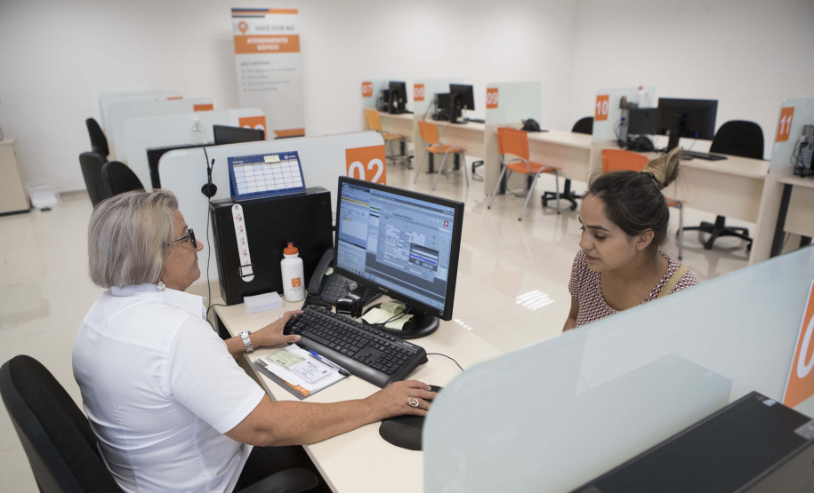 Copel completa neste sábado (26) 65 anos como a maior empresa do Paraná e a quarta do setor elétrico brasileiro, com negócios em 10 estados e foco renovado em suas atividades no Paraná