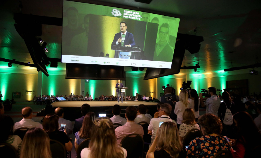 Governador Carlos Massa Ratinho Junior participa em Foz do Iguaçu, do Congresso Empresárial Paranaense. Foz do Iguaçu,25/10/2019 Foto:Jaelson Lucas / AEN