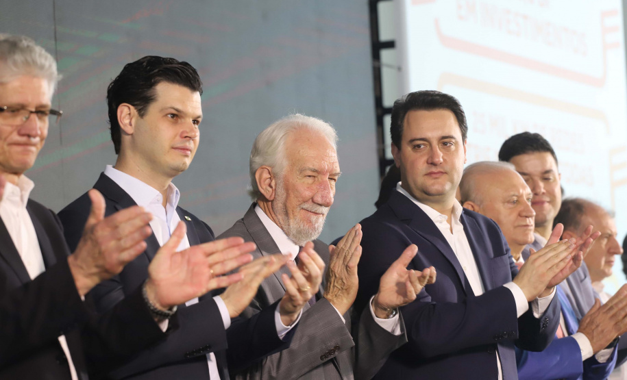 O governador Carlos Massa Ratinho Junior e o presidente da Copel, Daniel Slaviero, lançam nesta terça-feira (29) o Programa Paraná Trifásico, em Curitiba