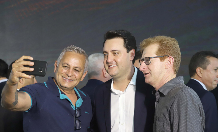 O governador Carlos Massa Ratinho Junior e o presidente da Copel, Daniel Slaviero, lançam nesta terça-feira (29) o Programa Paraná Trifásico, em Curitiba