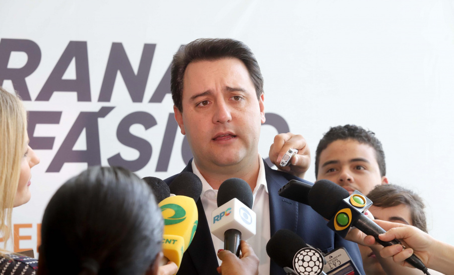 O governador Carlos Massa Ratinho Junior e o presidente da Copel, Daniel Slaviero, lançam nesta terça-feira (29) o Programa Paraná Trifásico, em Curitiba