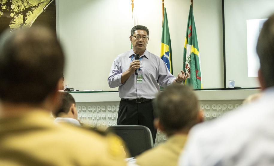 Mais de 7 mil pessoas já visitaram o Porto de Paranaguá em 2019. Em março deste ano, a empresa pública Portos do Paraná intensificou as visitas de grupos técnicos. Em junho, passou a receber os interessados também aos sábados. São estudantes, empresários e agricultores que querem aprender sobre logística e comércio internacional.