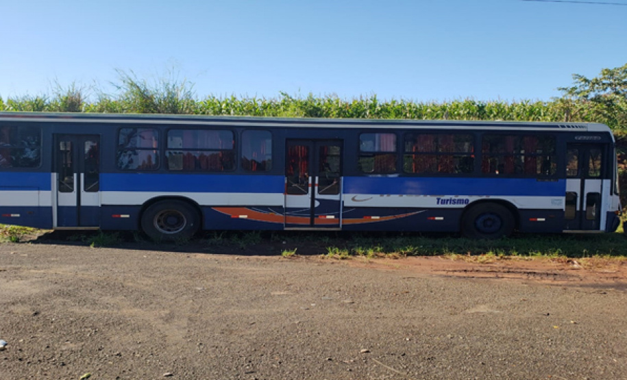 O Departamento de Estradas de Rodagem do Paraná (DER/PR) realiza terça-feira (05.11) leilão de sucata de veículos automotores. Podem participar empresas que comprovem o registro no ramo de desmontagem de veículos, seguindo o estabelecido no Edital de Leilão n.º 001/2019 – DER/SEIL, disponível no portal do DER/PR: www.der.pr.gov.br. Foto:DER
