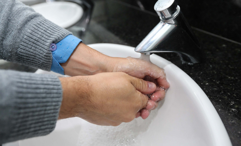 População deve manter medidas para prevenir a gripe. Foto: Geraldo Bubniak/AEN