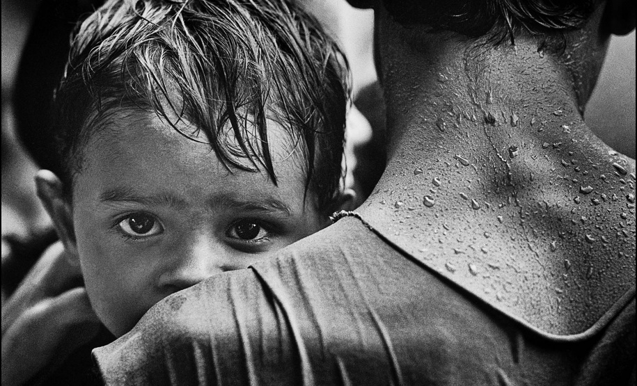 O Museu Oscar Niemeyer (MON) promove o lançamento do livro Mestiço – Retrato do Brasil, do fotógrafo Orlando Azevedo, na quinta-feira (7/11), às 19h30. A publicação apresenta 340 retratos em preto e branco de brasileiros anônimos. As fotos foram selecionadas entre milhares de imagens registradas ao longo de décadas. Foto: Orlando Azevedo