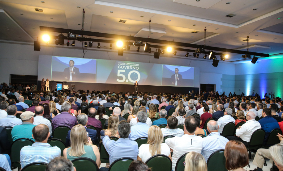 O governador Carlos Massa Ratinho Junior faz a abertura nesta quinta-feira (31),  do encontro de capacitação Governo 5.0 no Hotel Rafain Palace & Convention, em Foz do Iguaçu. Foz do Iguaçu, 17/10/2019 -  Foto: Geraldo Bubniak/AEN