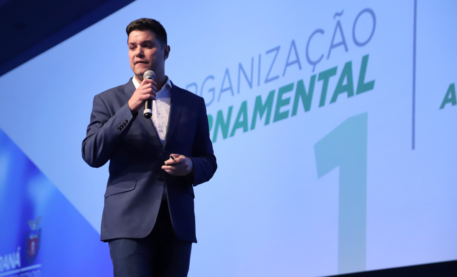 O Paraná tem o melhor desempenho de investimento público do Brasil. De acordo com o chefe da Casa Civil, Guto Silva, o Estado vai fechar 2019 com aplicações da ordem de R$ 1,5 bilhão, entre recursos do Tesouro e de empresas públicas. Foto: José Fernando Ogura/AEN