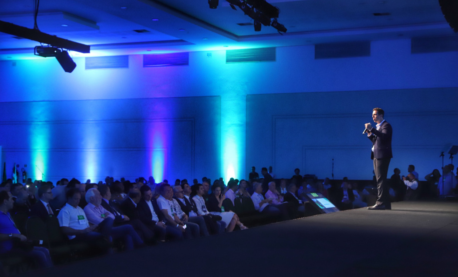 Secretário de Estado da EducaçãoRenato Feder  participa nesta quinta-feira (31),  do encontro de capacitação Governo 5.0 no Hotel Rafain Palace & Convention, em Foz do Iguaçu. Foz do Iguaçu, 31/10/2019.Foto: José Fernando Ogura/AEN