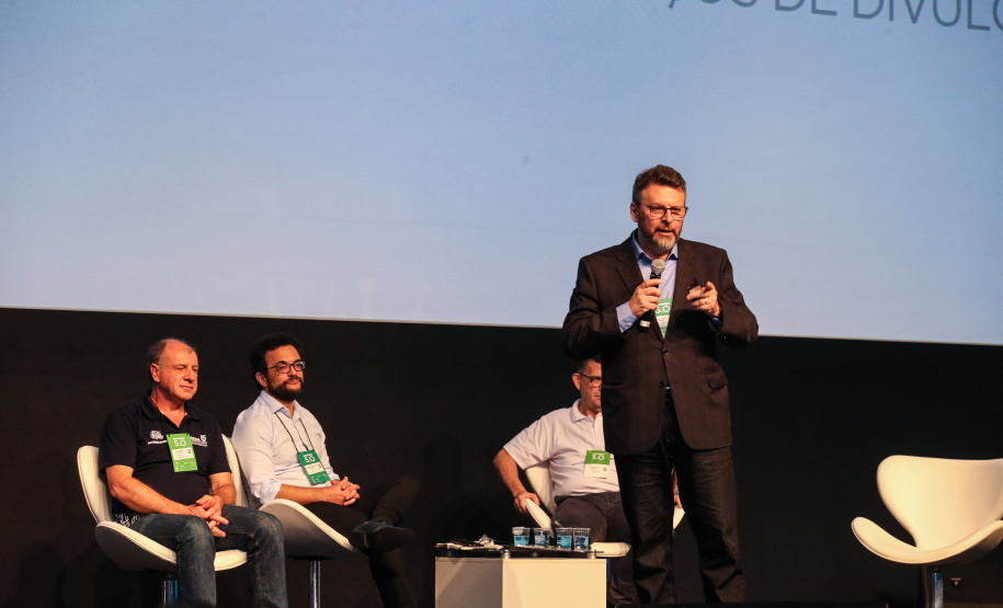 Wilson Bley,  Diretor BRDE  participa nesta quinta-feira (31),  do encontro de capacitação Governo 5.0 no Hotel Rafain Palace & Convention, em Foz do Iguaçu. Foz do Iguaçu, 31/10/2019 -  Foto: Geraldo Bubniak/AEN