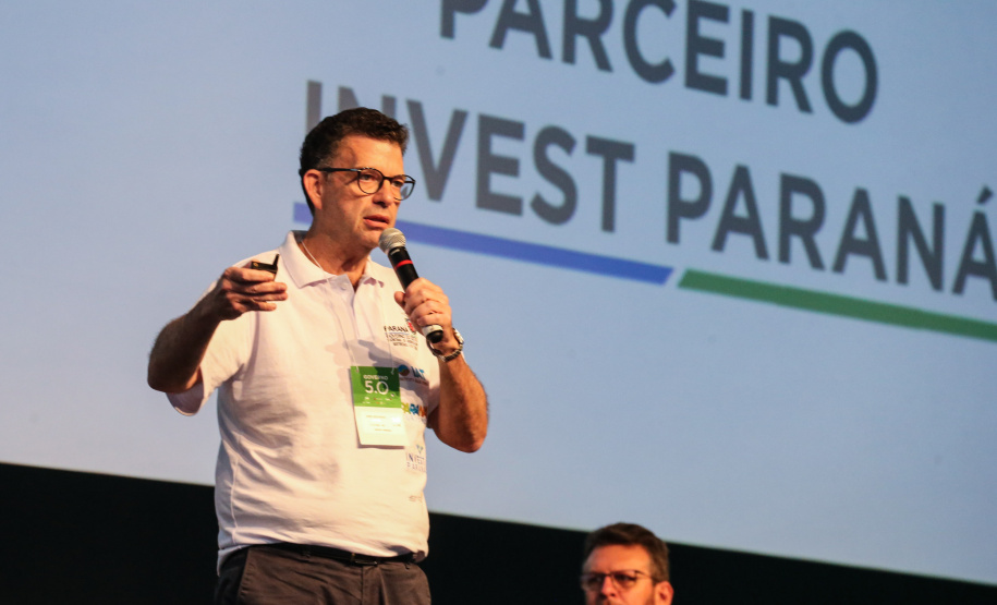 Eduardo Bekin, da Paraná Invest participa nesta quinta-feira (31),  do encontro de capacitação Governo 5.0 no Hotel Rafain Palace & Convention, em Foz do Iguaçu. Foz do Iguaçu, 31/10/2019 -  Foto: Geraldo Bubniak/AEN