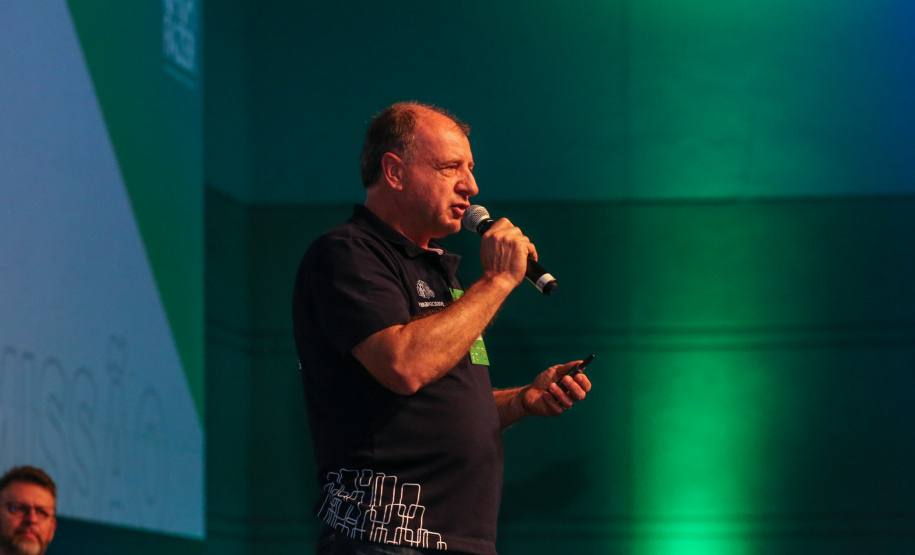 Secretário De Estado Da Secretaria De Desenvolvimento Urbano João Carlos Ortega    participa nesta quinta-feira (31),  do encontro de capacitação Governo 5.0 no Hotel Rafain Palace & Convention, em Foz do Iguaçu. Foz do Iguaçu, 31/10/2019 -  Foto: Geraldo Bubniak/AEN