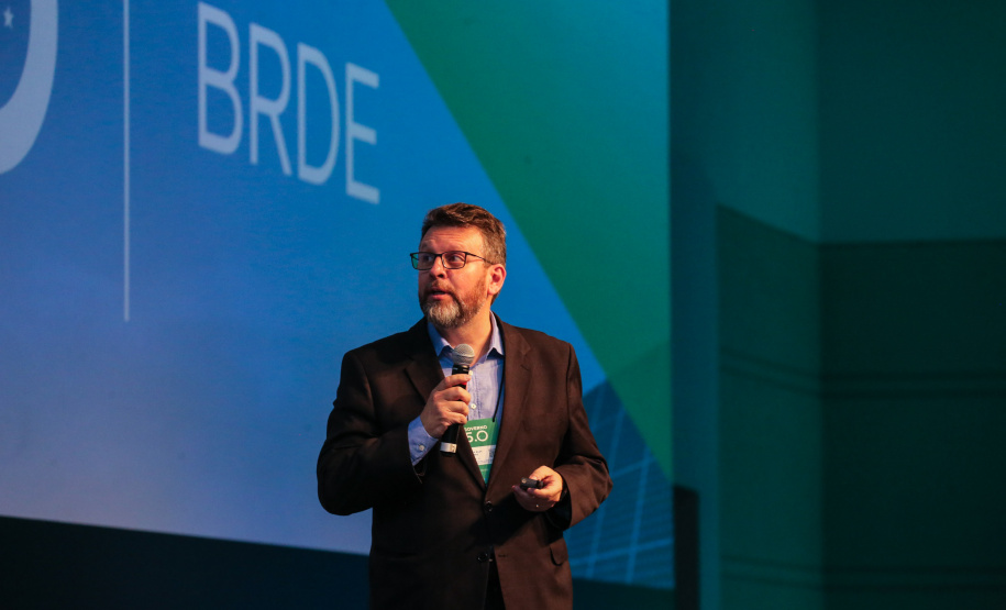 Wilson Bley,  Diretor BRDE  participa nesta quinta-feira (31),  do encontro de capacitação Governo 5.0 no Hotel Rafain Palace & Convention, em Foz do Iguaçu. Foz do Iguaçu, 31/10/2019 -  Foto: Geraldo Bubniak/AEN