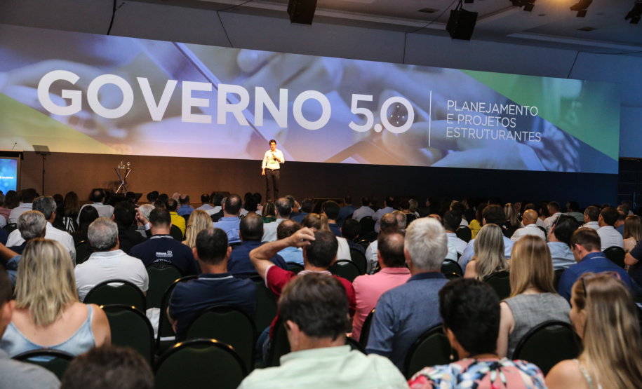 O secretário do Planejamento e Projetos Estruturantes - Valdemar Bernardo Jorge participa nesta sexta-feira (01),  do encontro de capacitação Governo 5.0 no Hotel Rafain Palace & Convention, em Foz do Iguaçu. Foz do Iguaçu, 01/11/2019 -  Foto: Geraldo Bubniak/AEN
