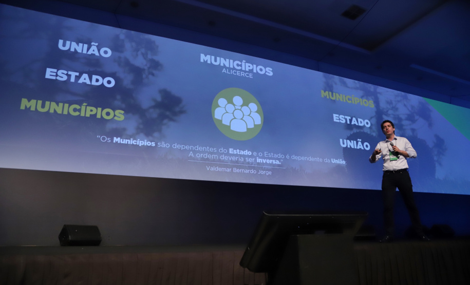 O secretário do Planejamento e Projetos Estruturantes - Valdemar Bernardo Jorge participa nesta sexta-feira (01), do encontro de capacitação Governo 5.0 no Hotel Rafain Palace & Convention, em Foz do Iguaçu. Foz do Iguaçu, 01/11/2019 - Foto: José Fernando Ogura/AEN