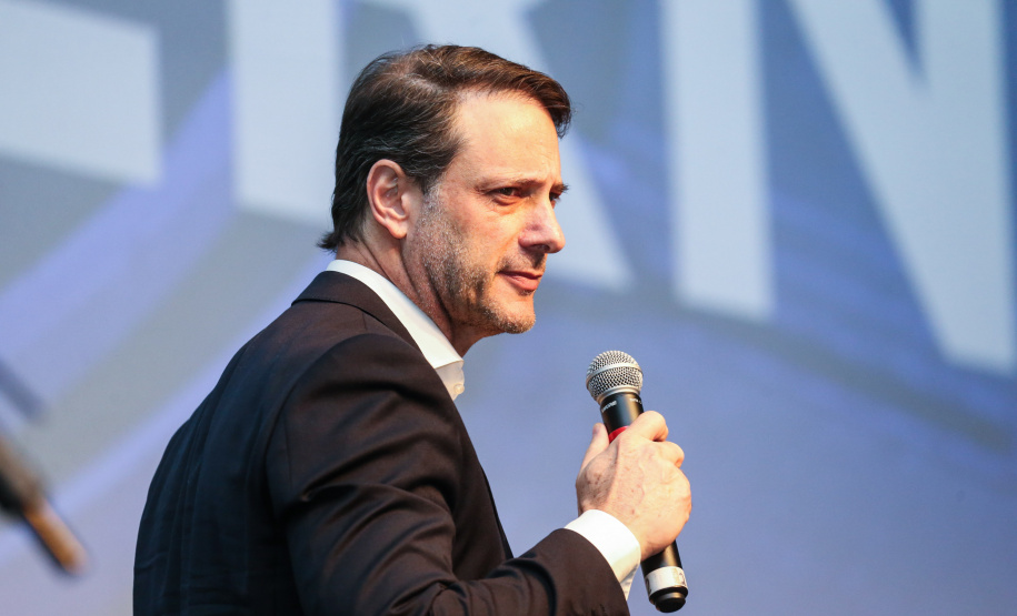 O diretor-presidente da Sanepar - Cláudio Stabile participa nesta sexta-feira (01), do encontro de capacitação Governo 5.0 no Hotel Rafain Palace & Convention, em Foz do Iguaçu. Foz do Iguaçu, 01/11/2019 - Foto: Geraldo Bubniak/AEN