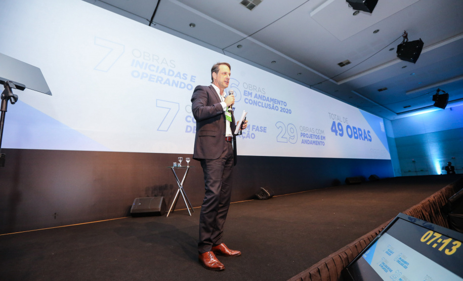 O diretor-presidente da Sanepar - Cláudio Stabile participa nesta sexta-feira (01), do encontro de capacitação Governo 5.0 no Hotel Rafain Palace & Convention, em Foz do Iguaçu. Foz do Iguaçu, 01/11/2019 - Foto: Geraldo Bubniak/AEN