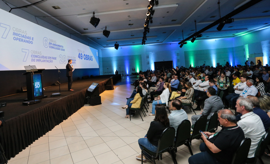 O diretor-presidente da Sanepar - Cláudio Stabile participa nesta sexta-feira (01), do encontro de capacitação Governo 5.0 no Hotel Rafain Palace & Convention, em Foz do Iguaçu. Foz do Iguaçu, 01/11/2019 - Foto: Geraldo Bubniak/AEN