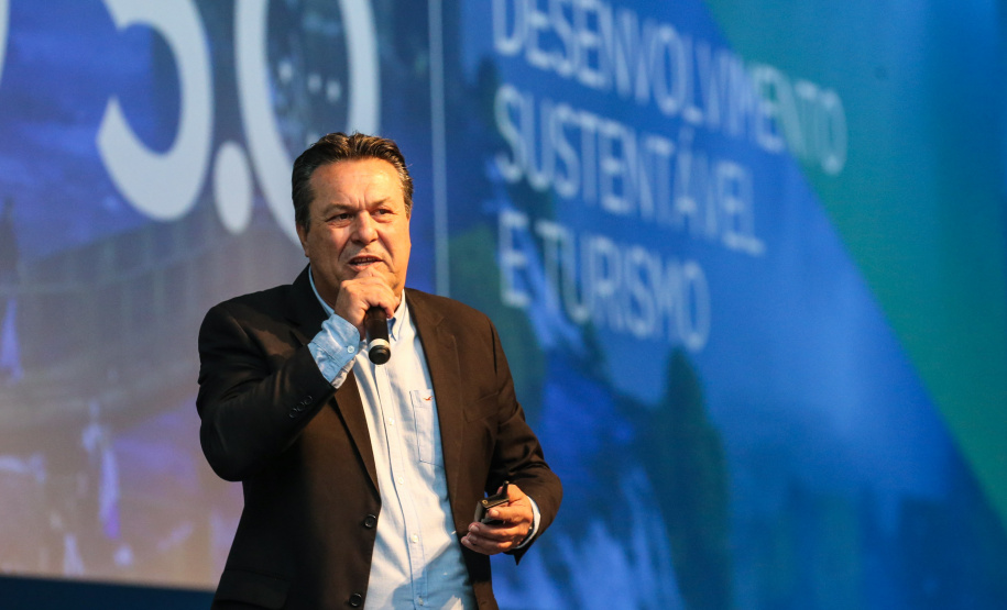 O secretário do Desenvolvimento Sustentável e do Turismo, Márcio Nunes participa nesta sexta-feira (01), do encontro de capacitação Governo 5.0 no Hotel Rafain Palace & Convention, em Foz do Iguaçu. Foz do Iguaçu, 01/11/2019 - Foto: Geraldo Bubniak/AEN