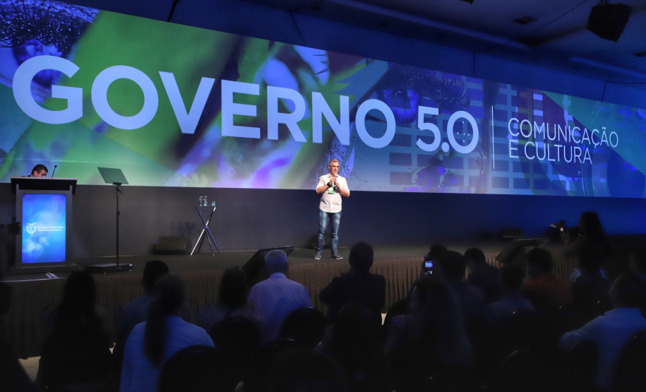 O secretário da Administração e Previdência - Reinhold Stephanes, participa nesta sexta-feira (01), do encontro de capacitação Governo 5.0 no Hotel Rafain Palace & Convention, em Foz do Iguaçu. Foz do Iguaçu, 01/11/2019 - Foto: José Fernando Ogura/AEN