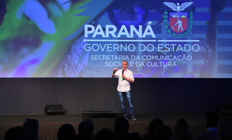 O secretário da Comunicação e Cultura, Hudson José, participa nesta sexta-feira (01), do encontro de capacitação Governo 5.0 no Hotel Rafain Palace & Convention, em Foz do Iguaçu. Foz do Iguaçu, 01/11/2019 - Foto: José Fernando Ogura/AEN