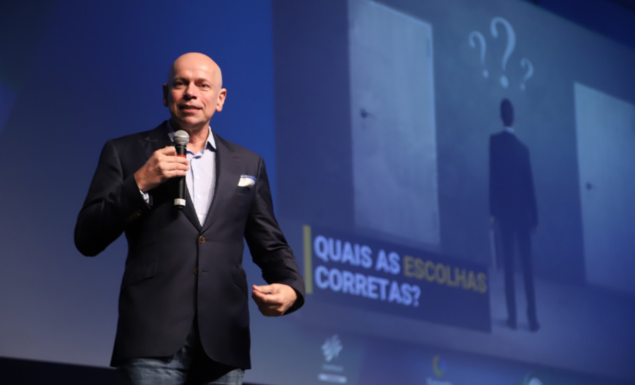 A palestra magna com Leandro Karnal, historiador e professor da Universidade de Campinas (Unicamp) encerrou nesta sexta-feira as apresentações do evento Governo 5.0. Foto: José Fernando Ogura/AEN