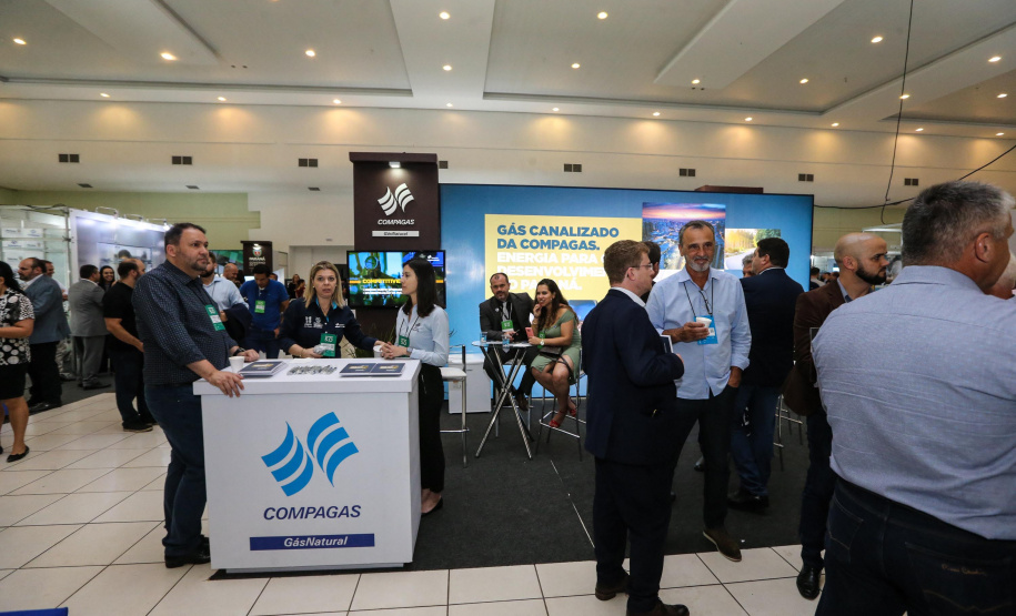 Stands das secretarias nesta quinta-feira (31),  no encontro de capacitação Governo 5.0 no Hotel Rafain Palace & Convention, em Foz do Iguaçu. Foz do Iguaçu, 31/10/2019 -  Foto: Geraldo Bubniak/AEN