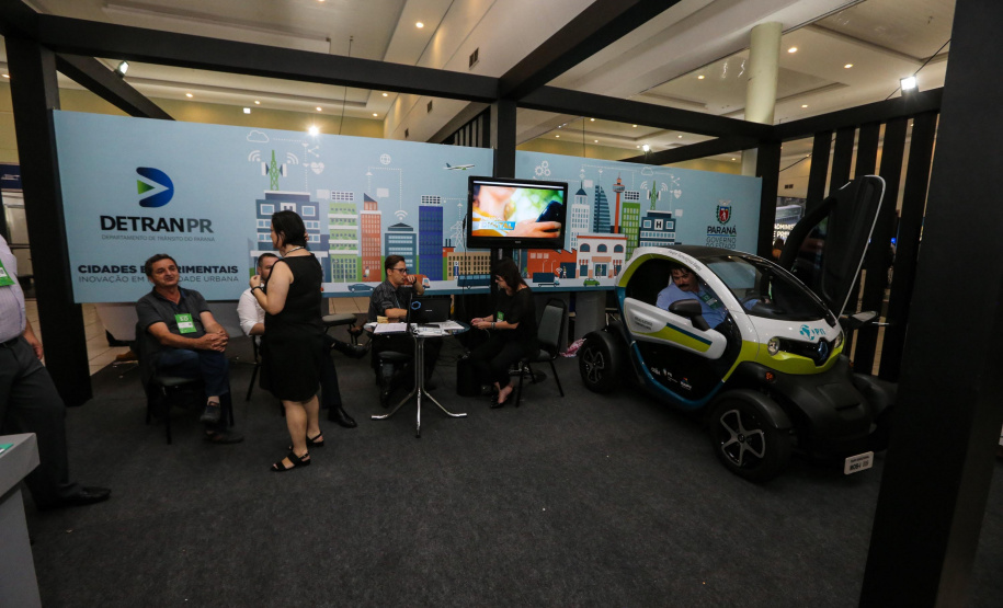 Stands das secretarias nesta quinta-feira (31),  no encontro de capacitação Governo 5.0 no Hotel Rafain Palace & Convention, em Foz do Iguaçu. Foz do Iguaçu, 31/10/2019 -  Foto: Geraldo Bubniak/AEN