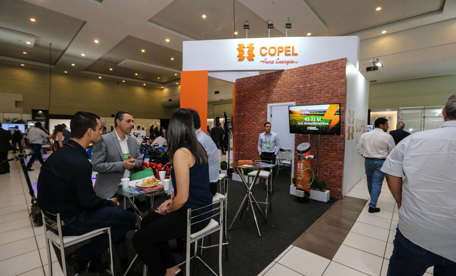 Stands das secretarias nesta quinta-feira (31),  no encontro de capacitação Governo 5.0 no Hotel Rafain Palace & Convention, em Foz do Iguaçu. Foz do Iguaçu, 31/10/2019 -  Foto: Geraldo Bubniak/AEN