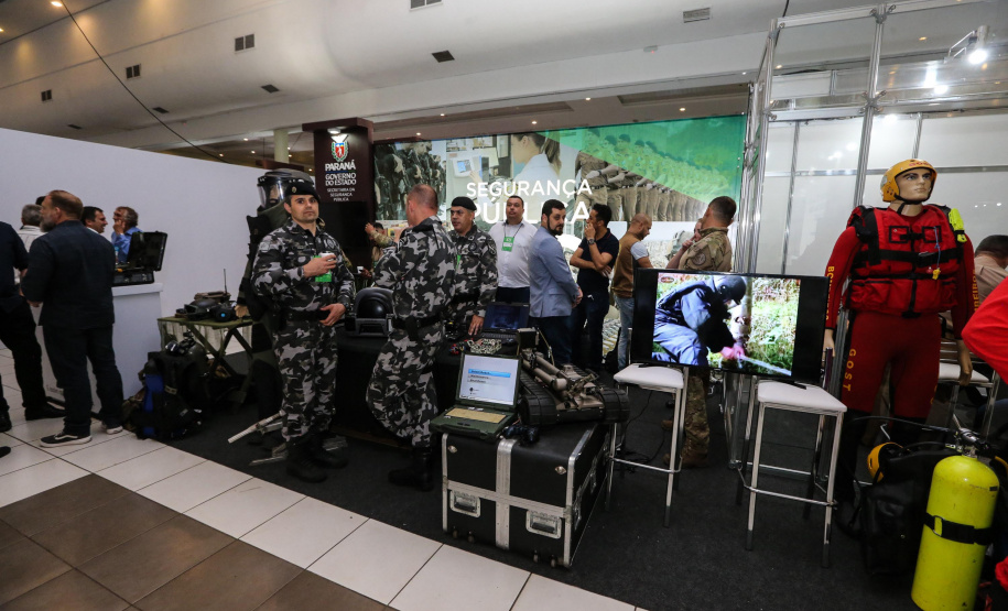 Stands das secretarias nesta quinta-feira (31),  do encontro de capacitação Governo 5.0 no Hotel Rafain Palace & Convention, em Foz do Iguaçu. Foz do Iguaçu, 31/10/2019 -  Foto: Geraldo Bubniak/AEN
