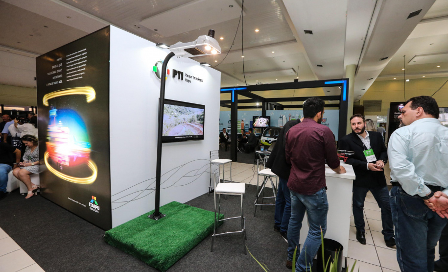 Stands das secretarias nesta quinta-feira (31),  no encontro de capacitação Governo 5.0 no Hotel Rafain Palace & Convention, em Foz do Iguaçu. Foz do Iguaçu, 31/10/2019 -  Foto: Geraldo Bubniak/AEN