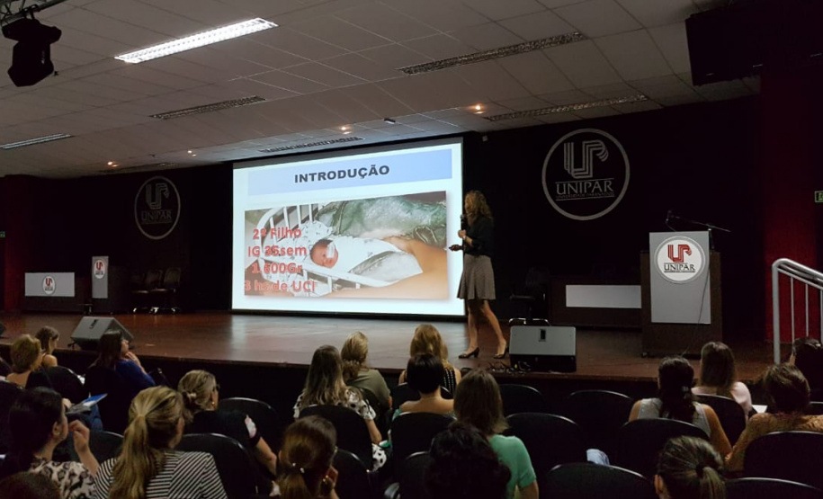 A Secretaria de Estado da Saúde (Sesa) iniciou nesta sexta-feira (1), encontros Macrorregionais para qualificação da atenção materno-infantil. O primeiro evento está sendo realizado em Cascavel, Região Oeste do Estado. Foto: Divulgação/SESA